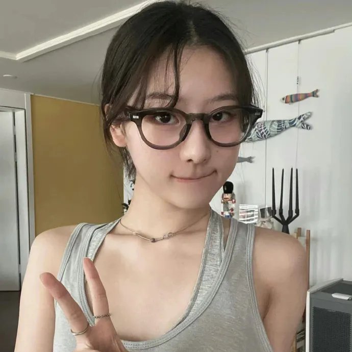 女警撞到夫